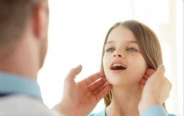 Çocuklarda Boyunda Beze Belirtileri ve Tedavisi Çocuklarda Boyunda Beze Belirtileri ve Tedavisi